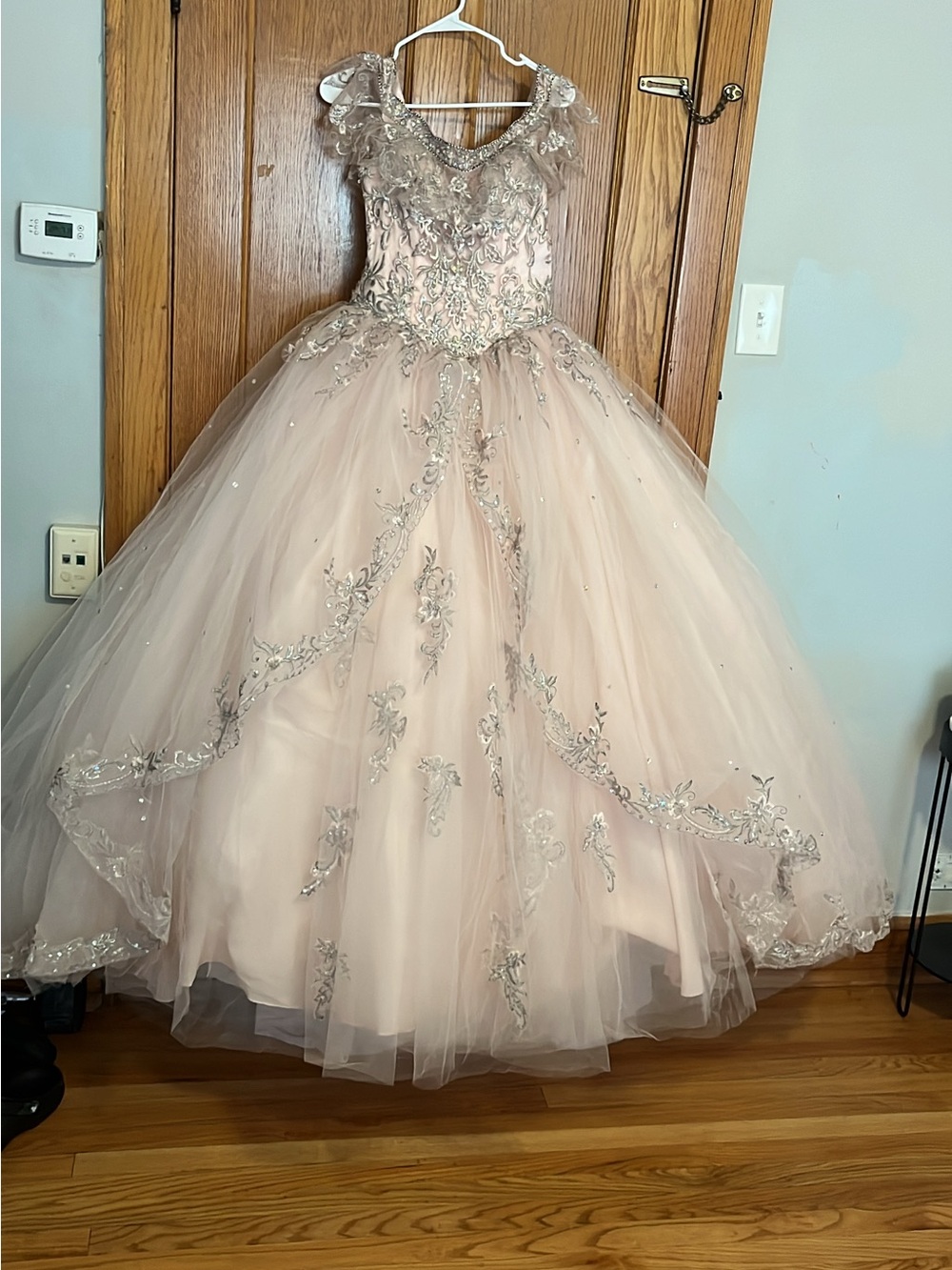 Girls Pink Embroidered Ball Gown Dress size 4